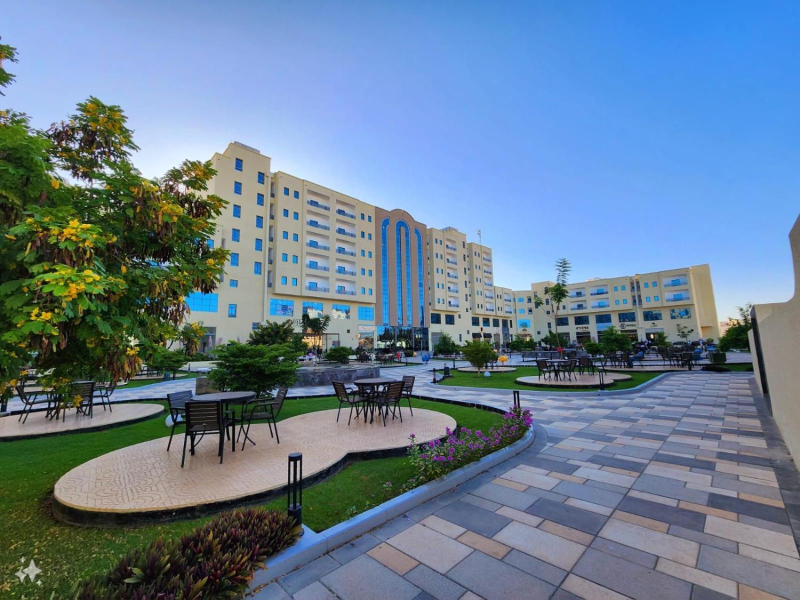 The Plaza Hotel & Resort Salalah Exterior photo